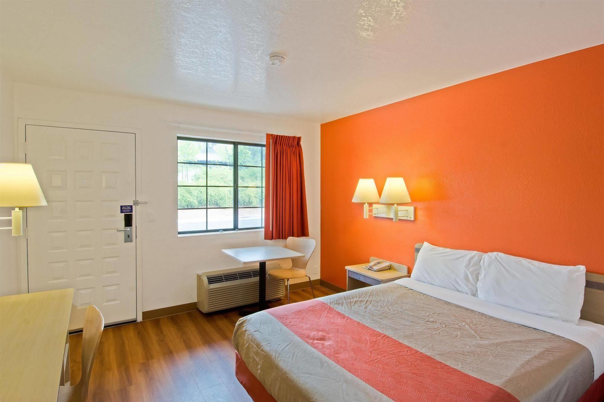 Motel 6-Redding, Ca - South Exterior foto